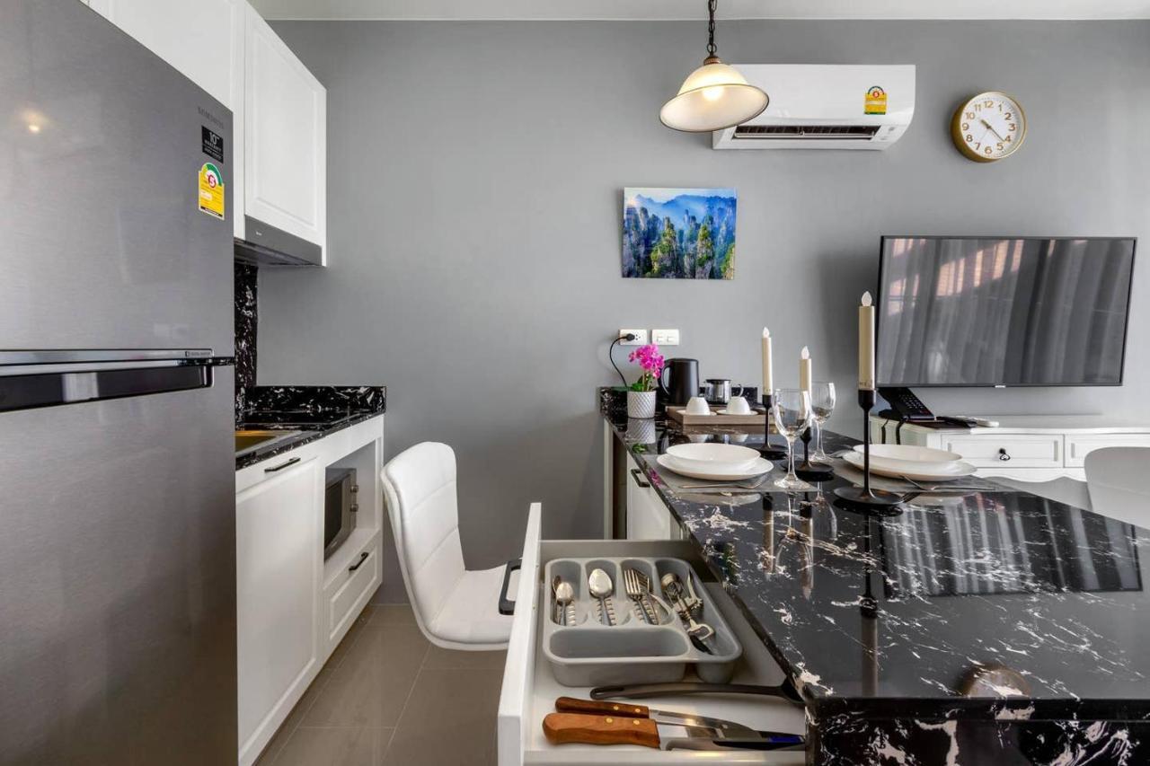 Palmyrah Surin, Modern 1Br With Terrace, 150 Meters To Surin Beach 외부 사진