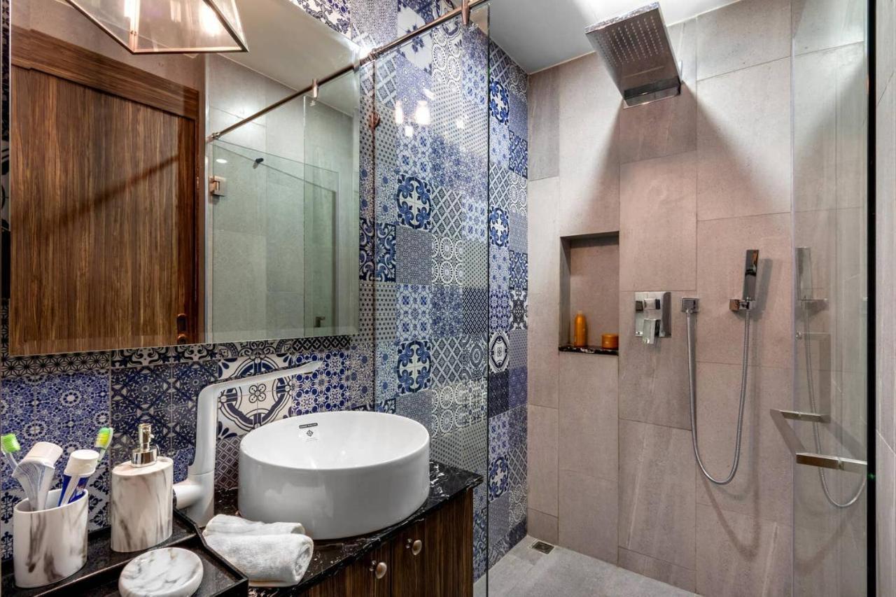 Palmyrah Surin, Modern 1Br With Terrace, 150 Meters To Surin Beach 외부 사진